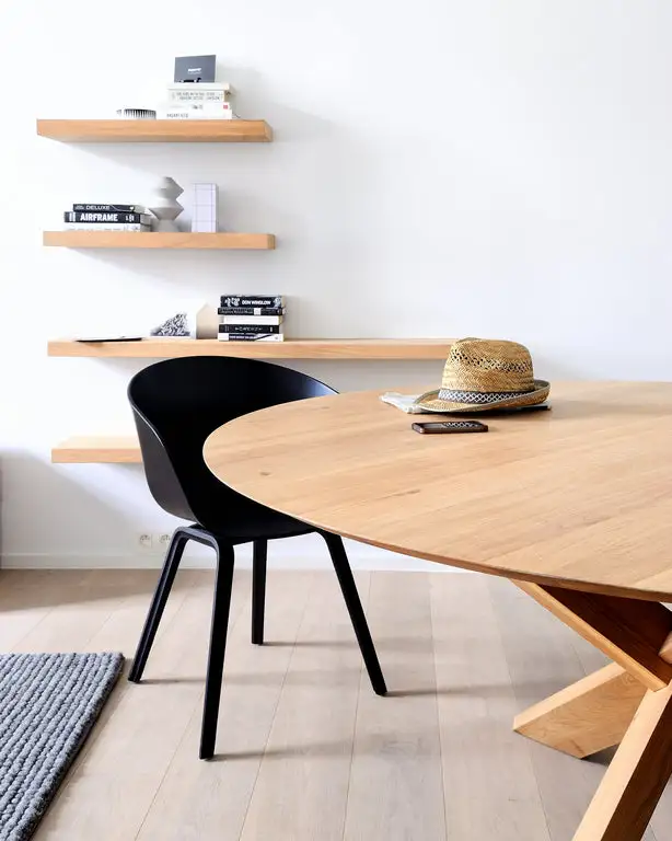 Ethnicraft Circle Oak Table - Image 4