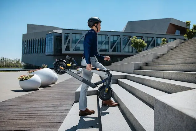 Xiaomi Mi Scooter 3 Foldable 30KM Range Commuter Portable Electric Scooter Grey - Image 9